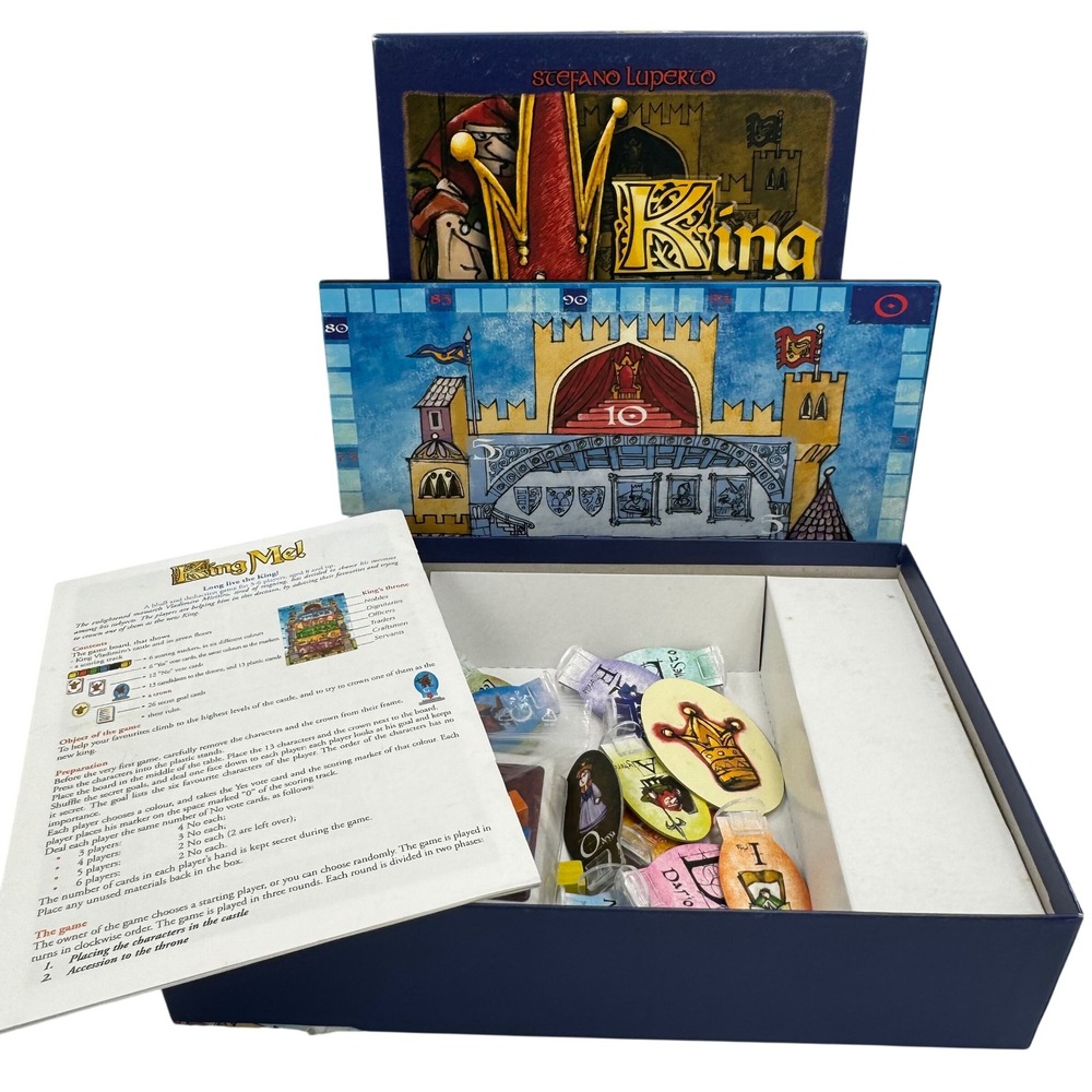 Mayfair Games King Me! Board Game Blue Medieval Strategy MFG4702 Complete